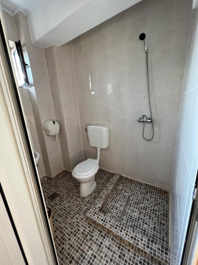 Hotel Monte Carlo Piteszti Zewnętrze zdjęcie